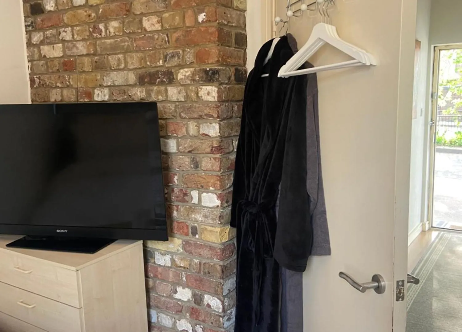 Listed Building Close To River Thames London Homestay