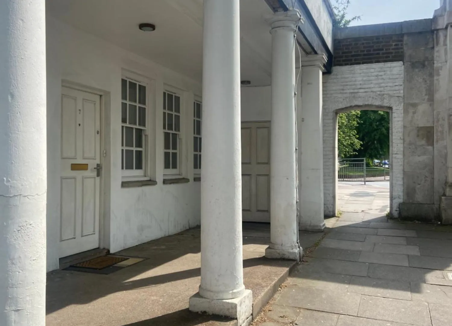 Listed Building Close To River Thames London