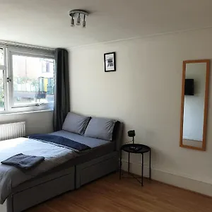 Stylish 4 Bedroom Flat London