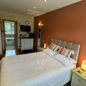Stunning Double Bedroom Greenwich With Private Bathroom London