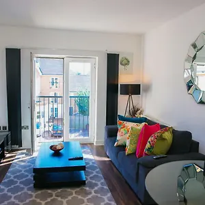 Modern 2 Bedroom London